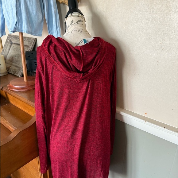 Red and Black heathered V-neck hooded lightweight pullover NWT - Picture 4 of 7